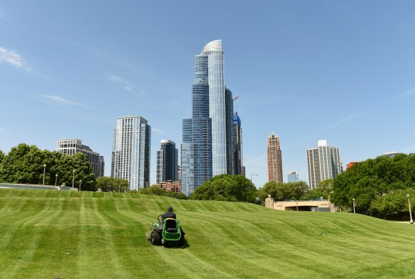 Cost of Corporate Lawn Mowing in Hixson