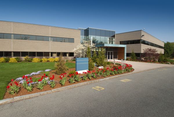 Cost of Commercial Groundskeeping in Hixson